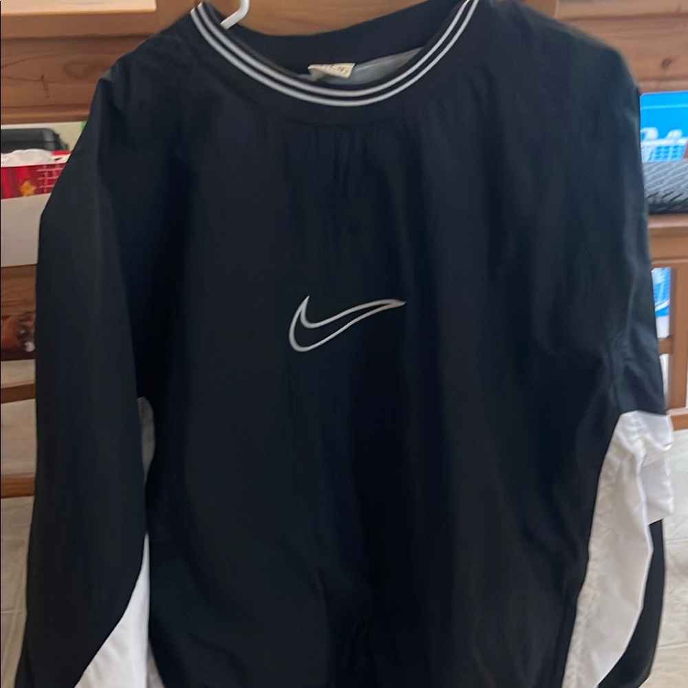 Nike Black and White Sweatshirt